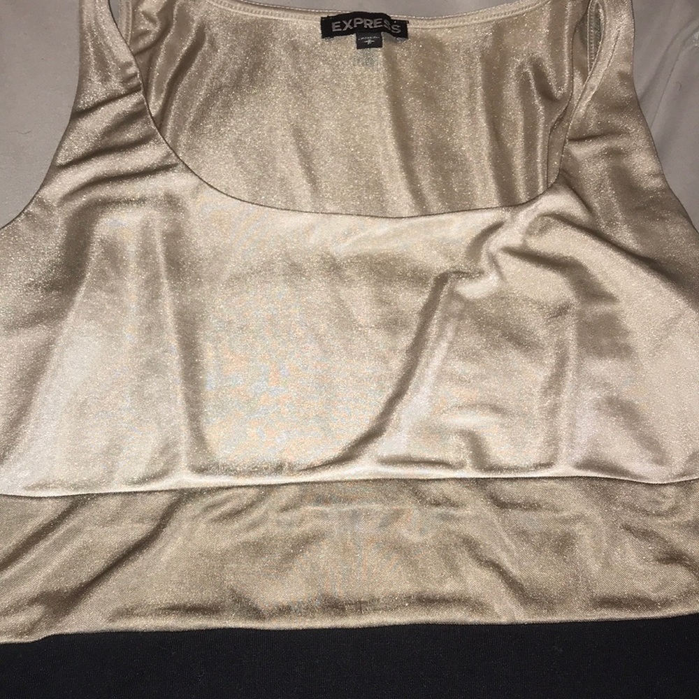Express Top - Picture 3 of 4